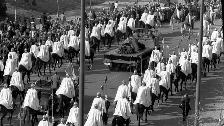 Image 2: Dónde está enterrado Franco